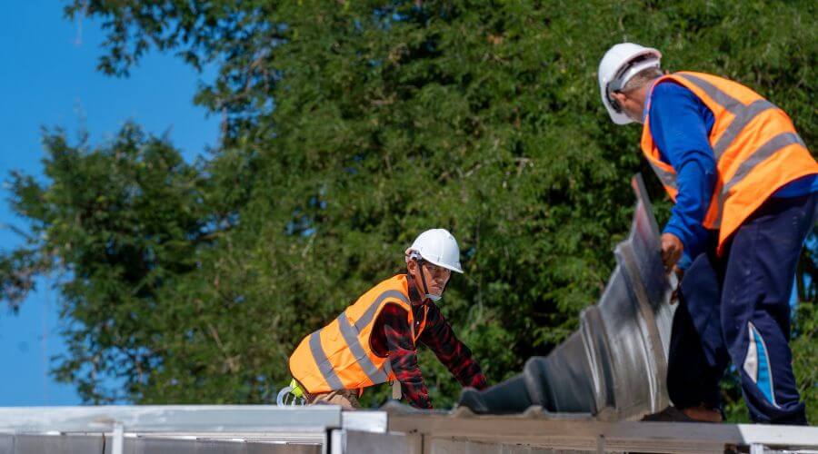 Expert new roof installation services in Benavides, TX